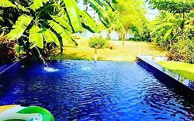 Madampe House 3 Bedroom Villa With Pool For#7
